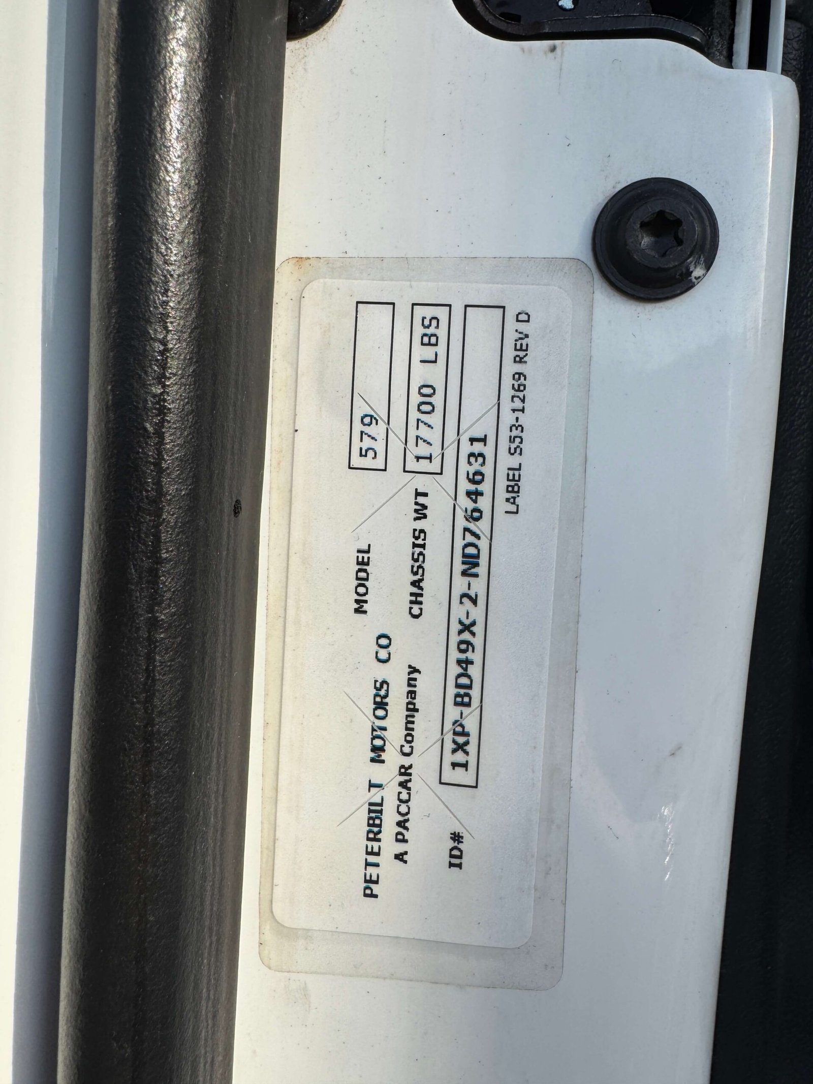 
								2022 Peterbilt 579 full									