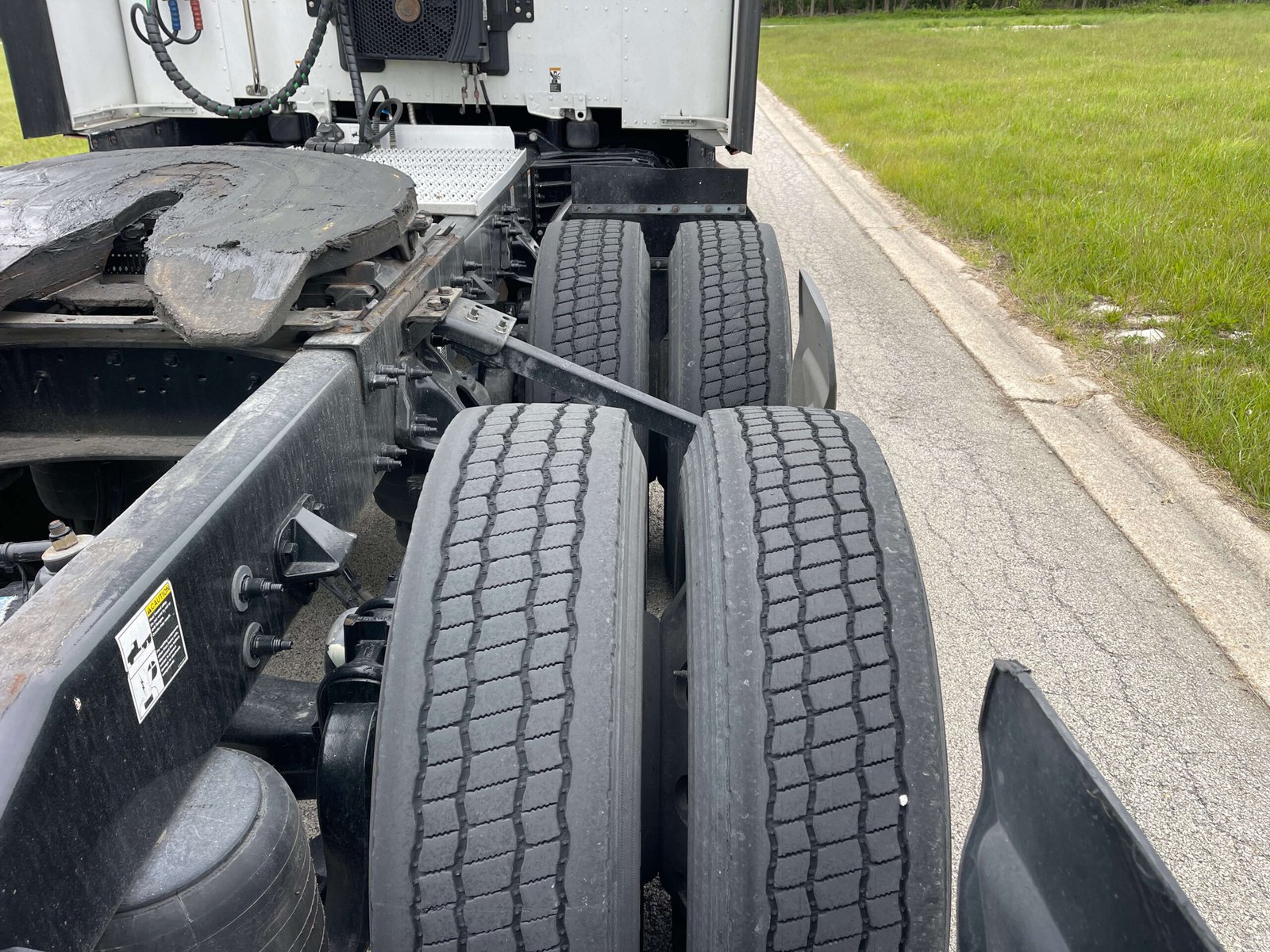 
								2024 Peterbilt 579 EPIQ full									