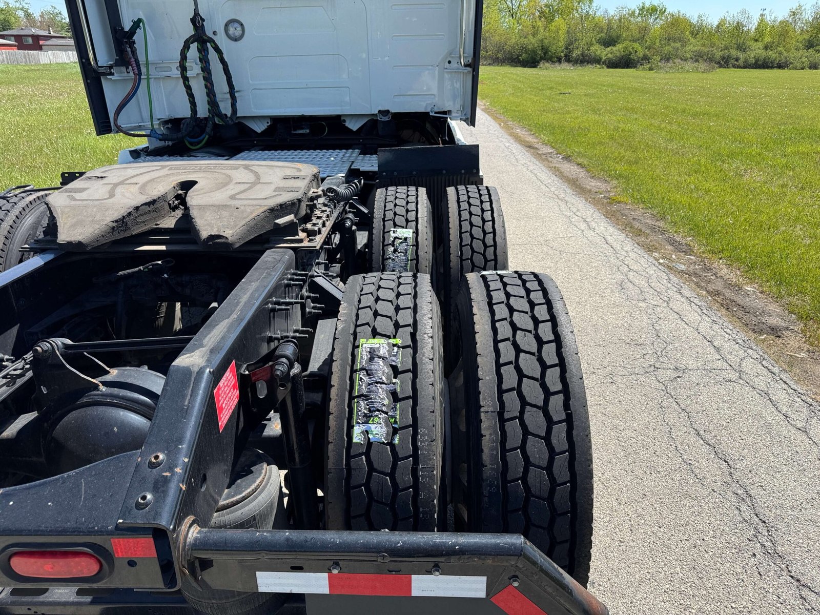 
								2022 Volvo VNL760 full									