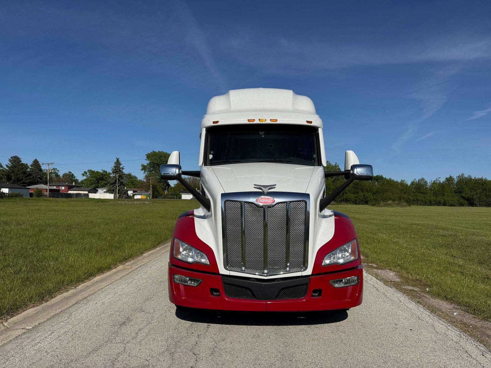 
								2023 Peterbilt 579 EPIQ full									