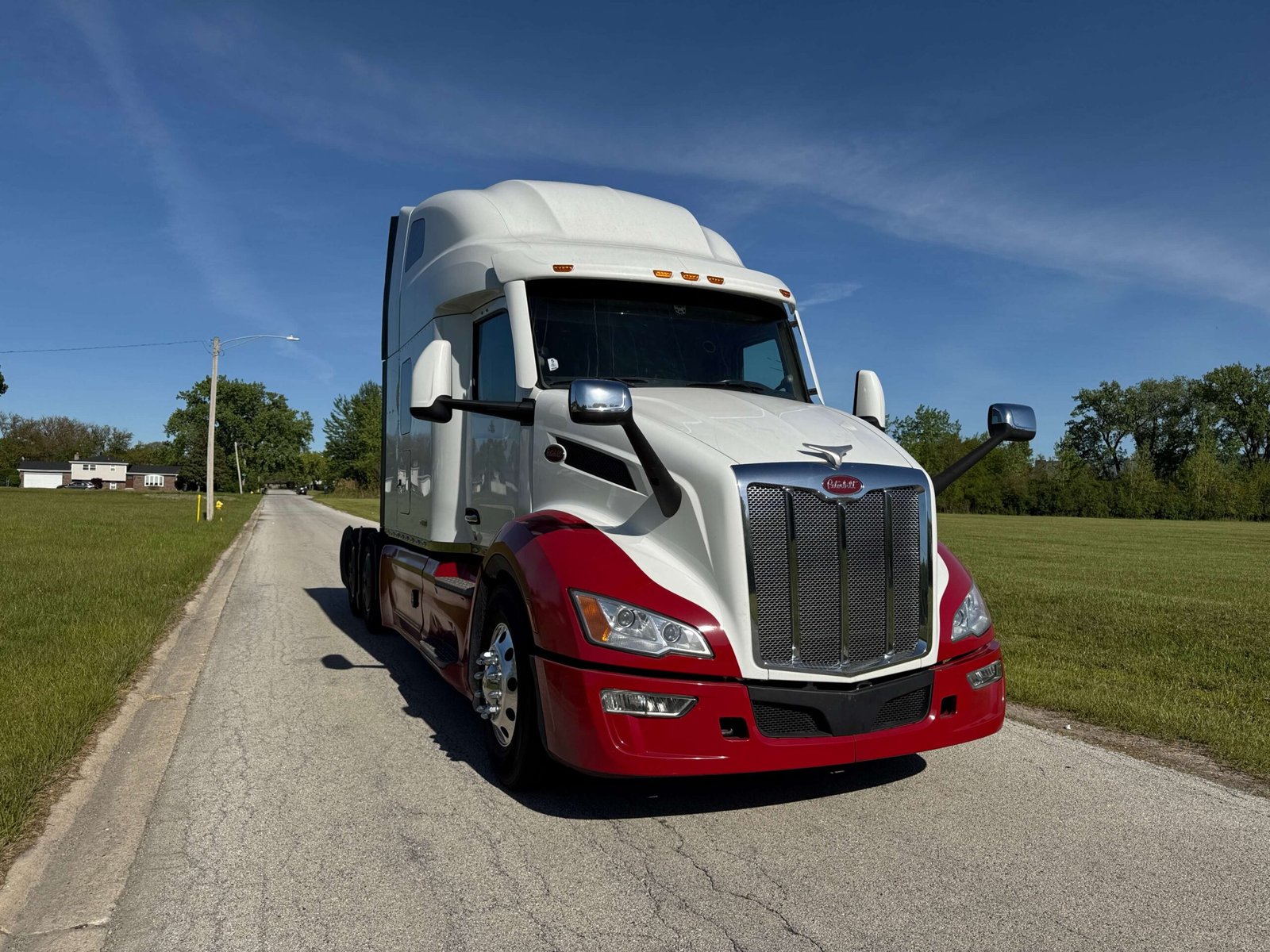 
								2023 Peterbilt 579 EPIQ full									