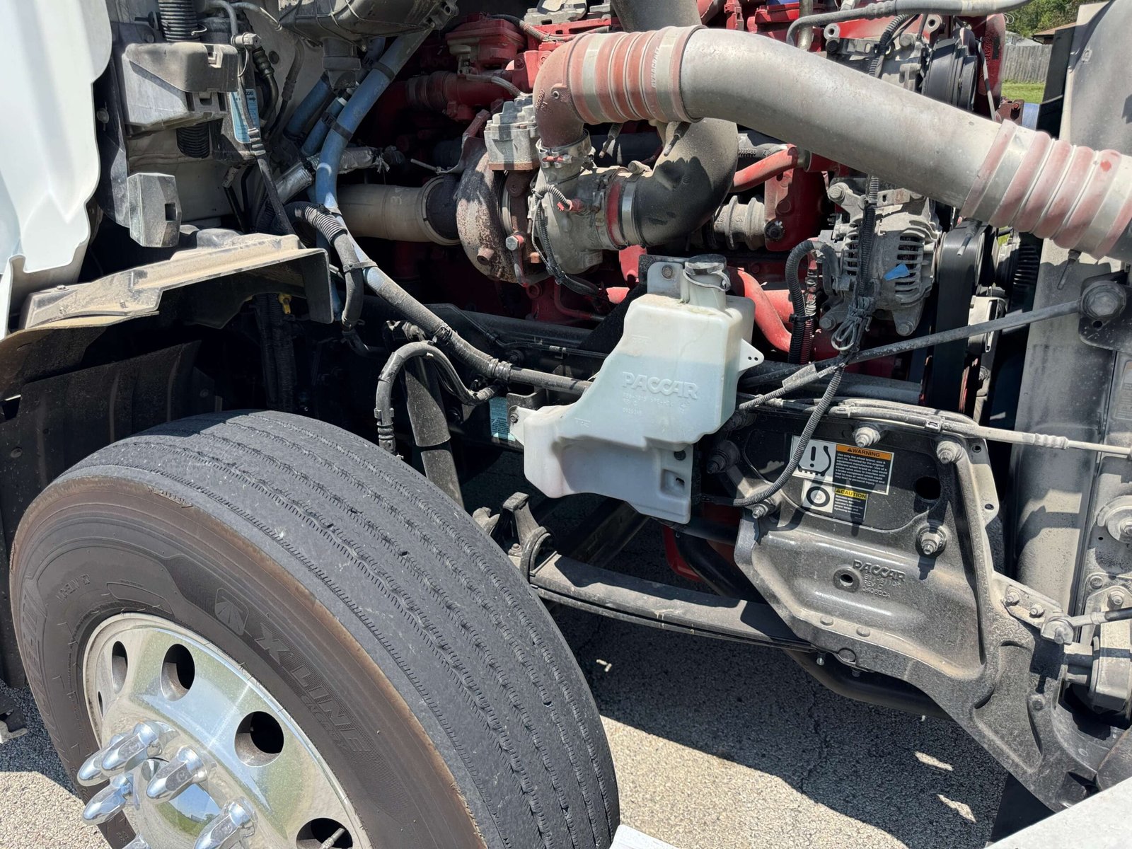 
								2022 Peterbilt 579 full									
