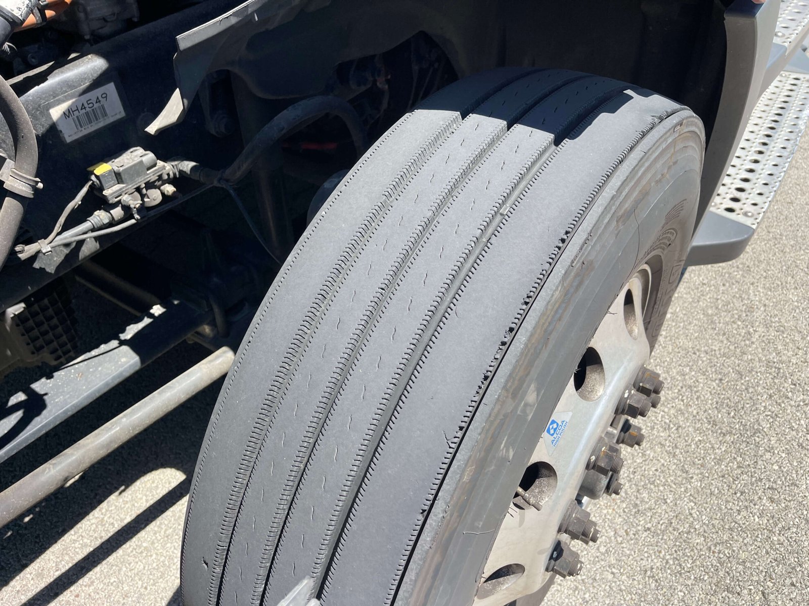 
								2021 Freightliner Cascadia full									