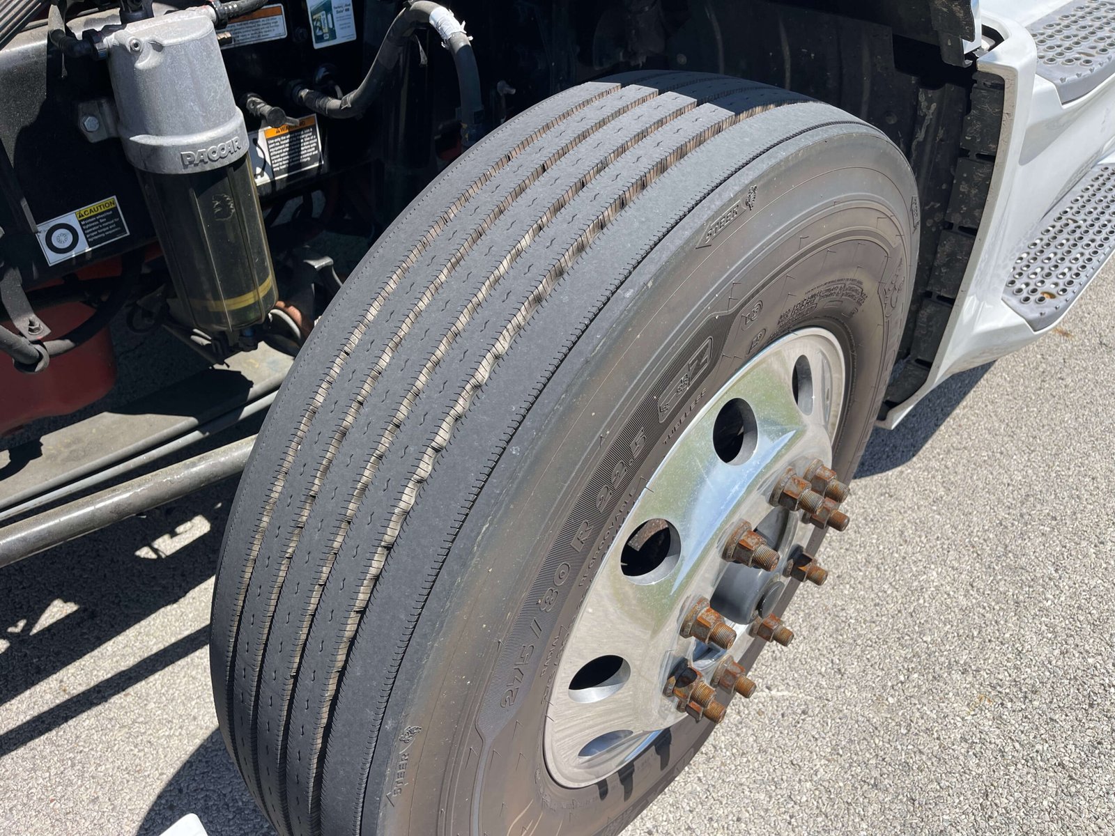 
								2022 Peterbilt 579 full									