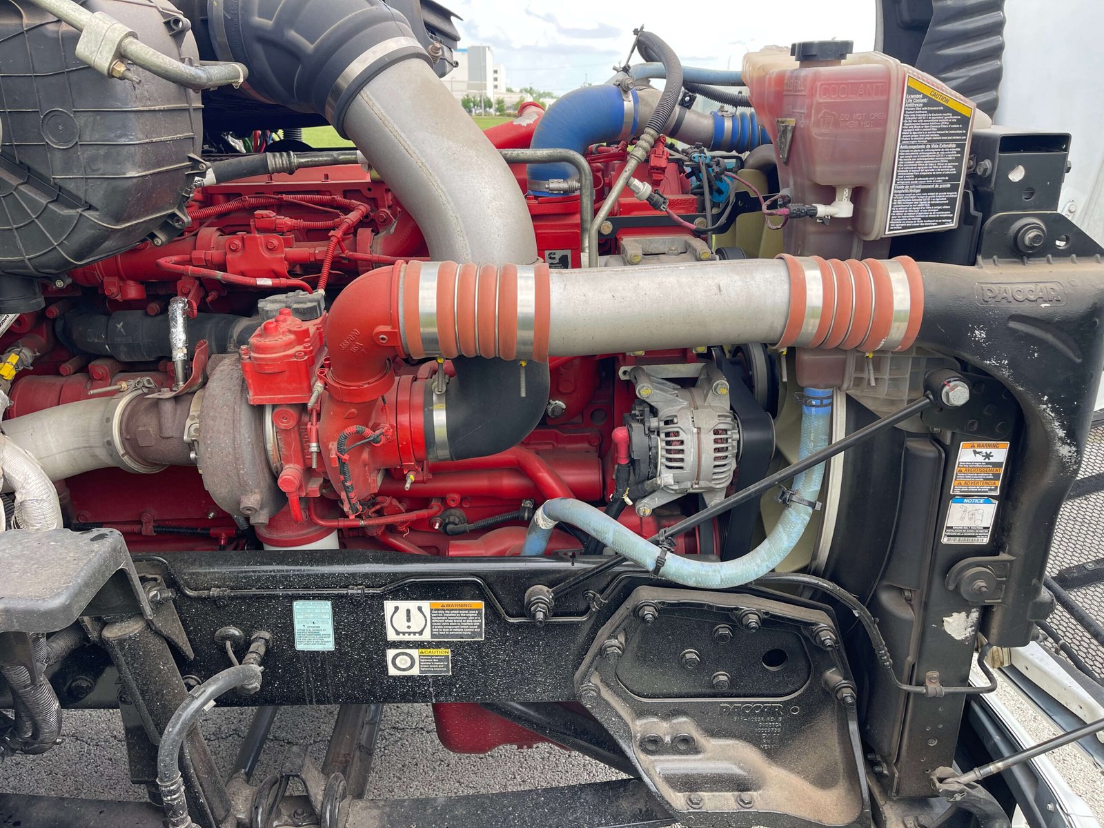 
								2022 Peterbilt 579 full									