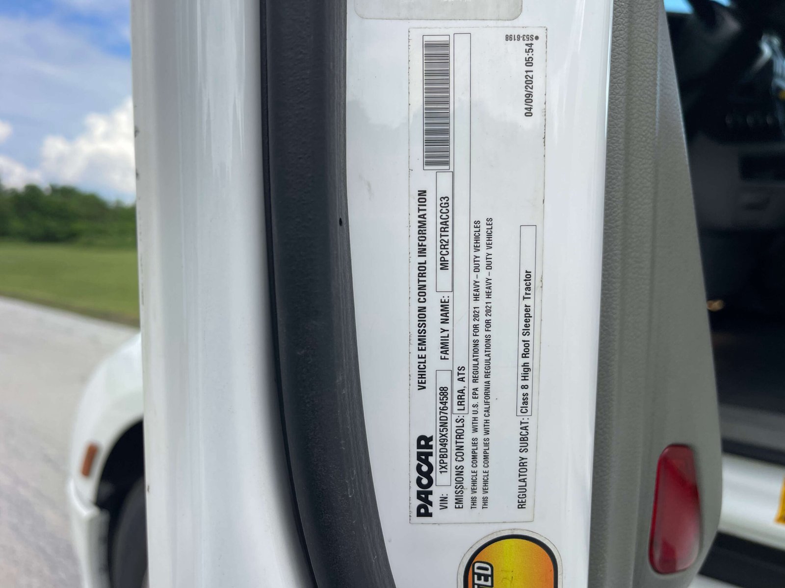 
								2022 Peterbilt 579 full									