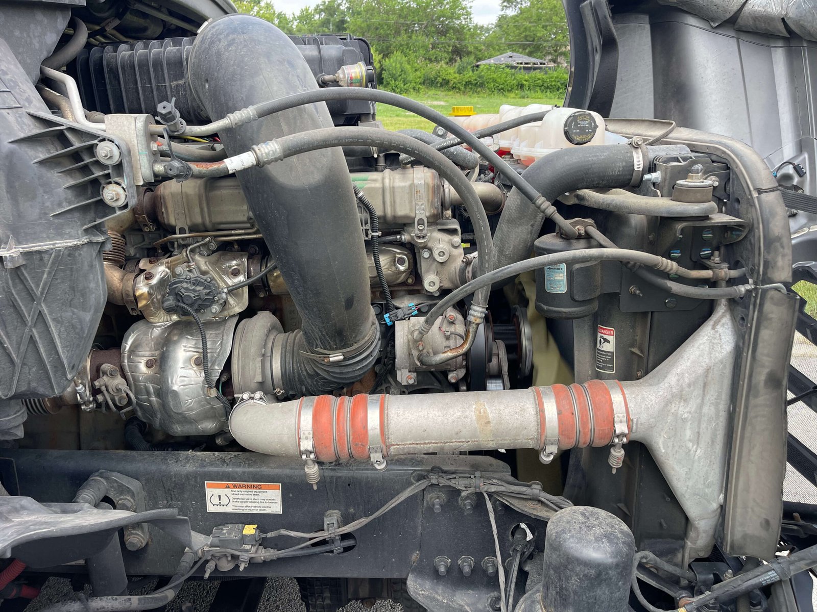 
								2022 Freightliner Cascadia full									