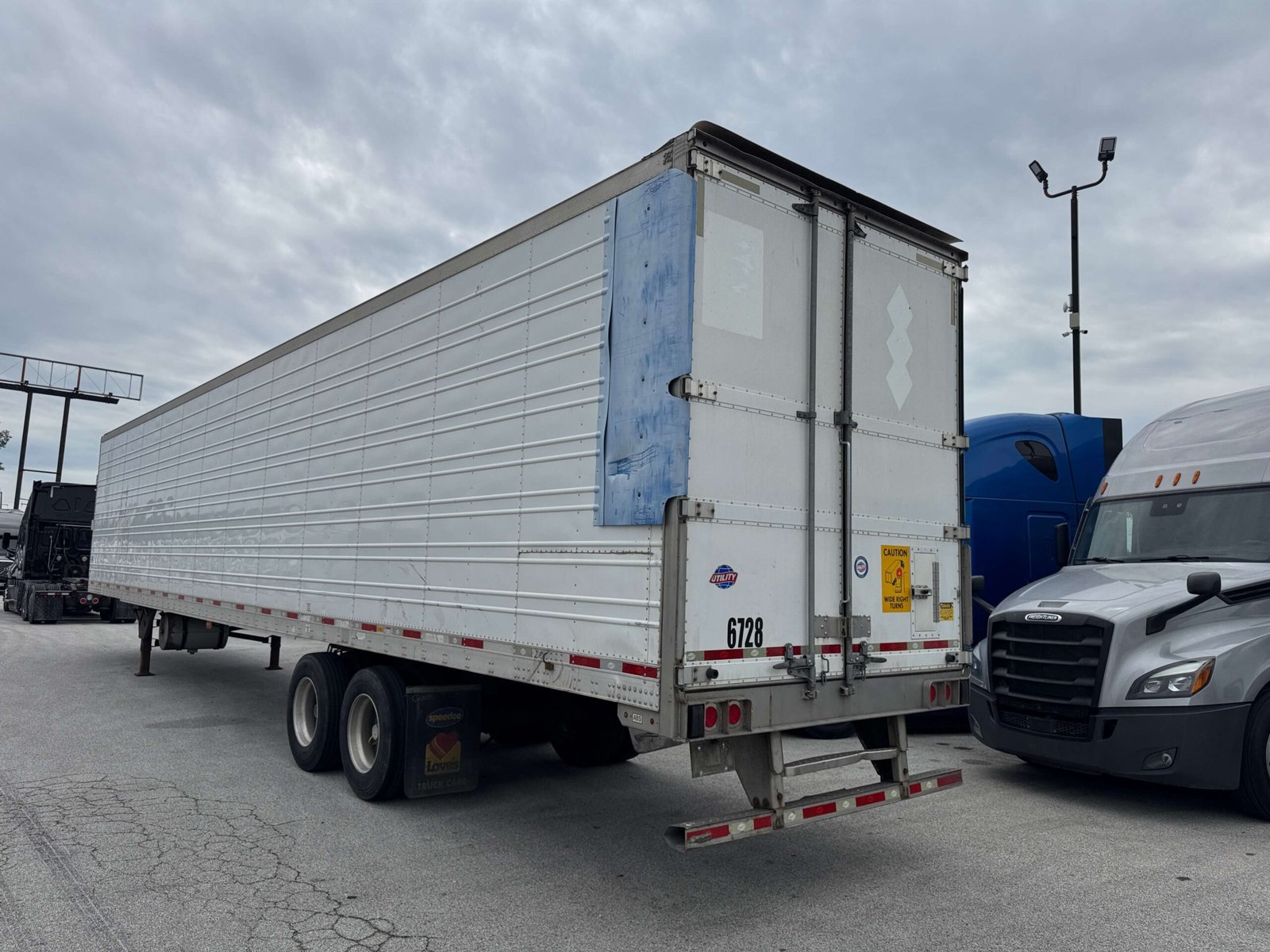 
								2020 Utility Reefer Carrier full									