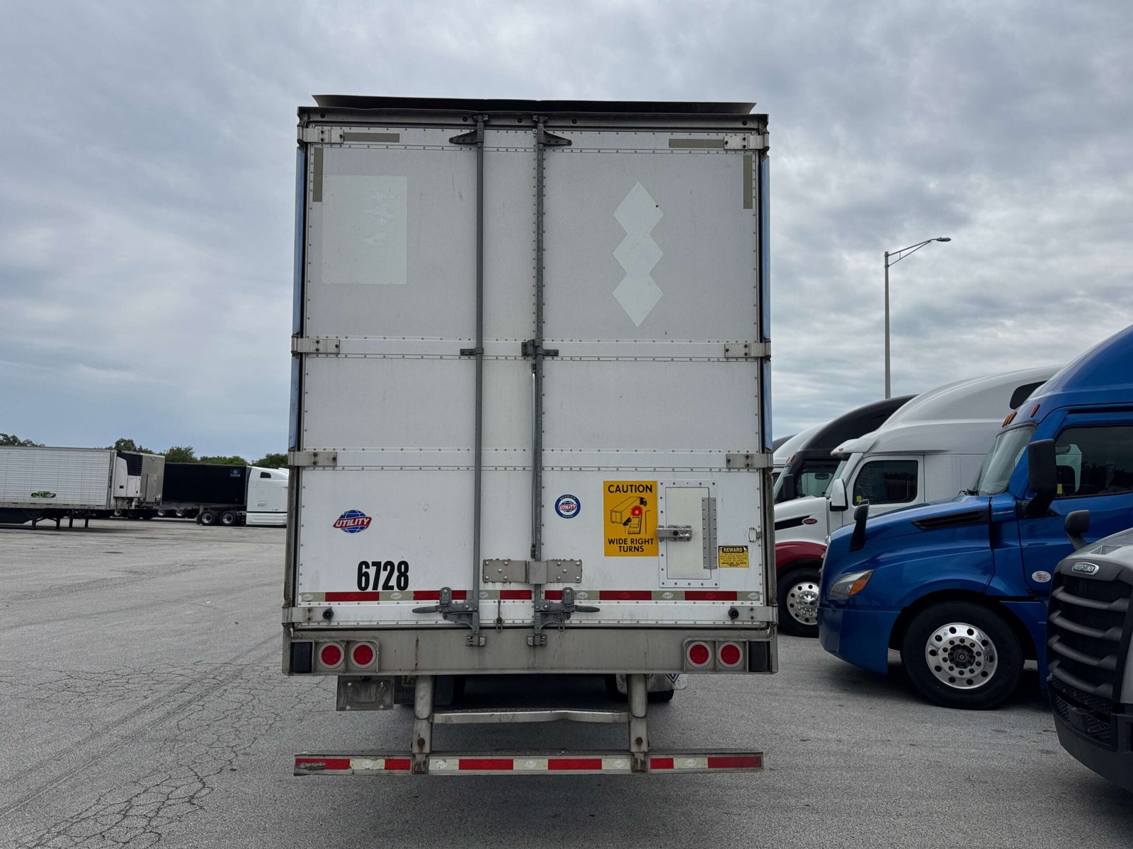 
								2020 Utility Reefer Carrier full									