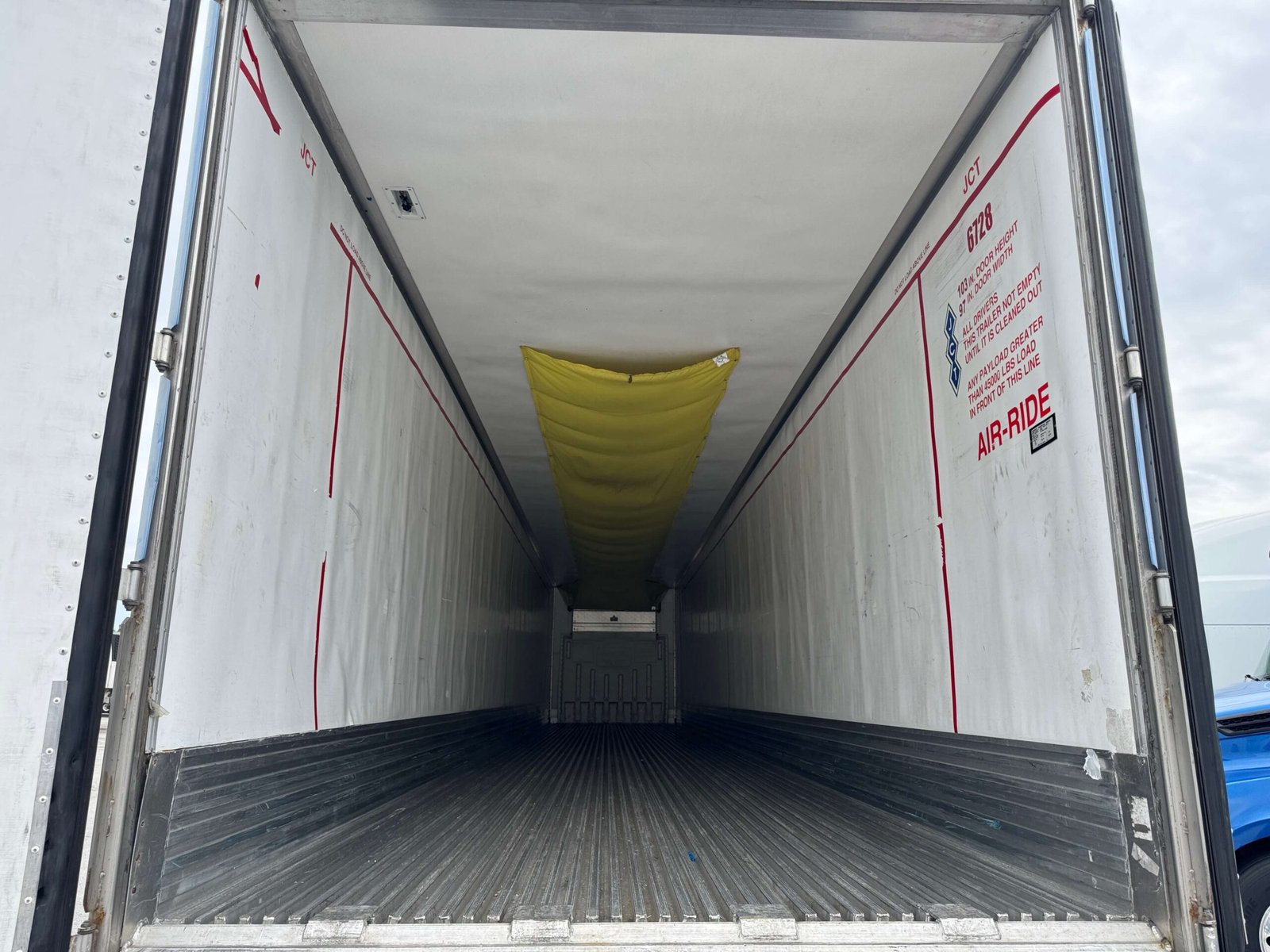 
								2020 Utility Reefer Carrier full									