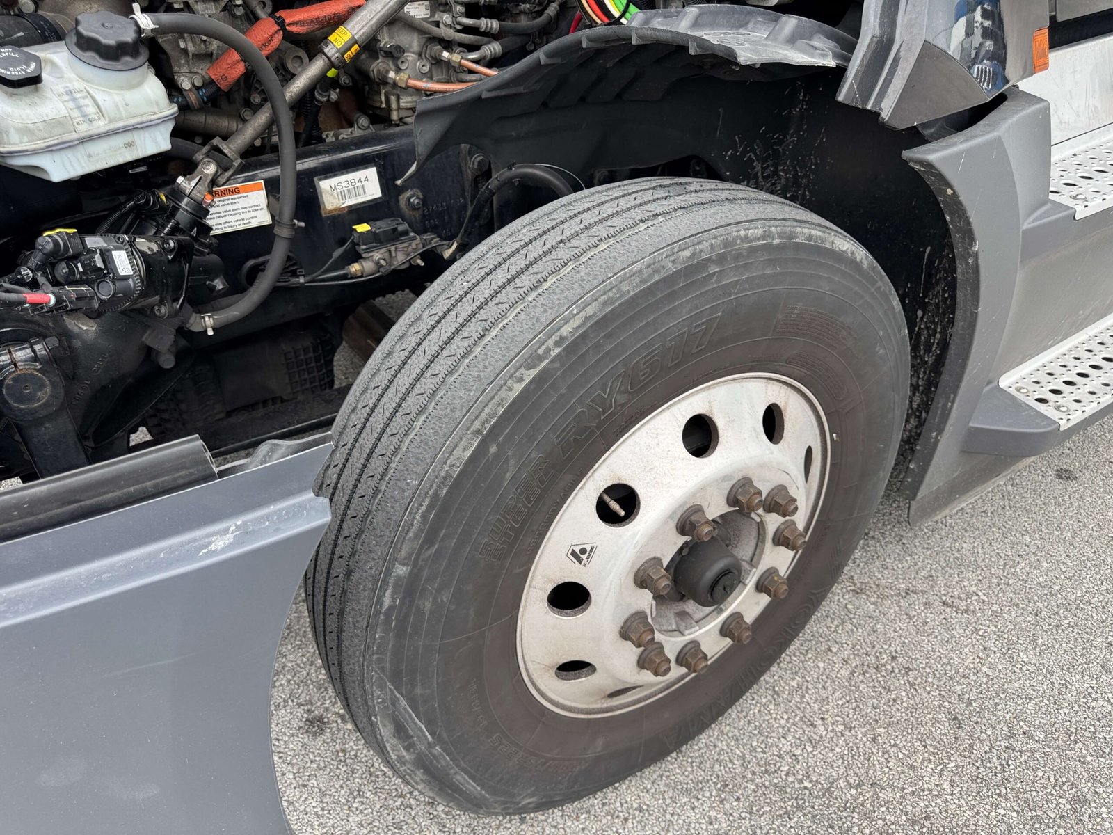 
								2022 Freightliner Cascadia full									