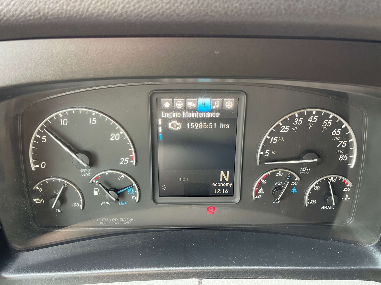
								Freightliner Cascadia 2022 full									