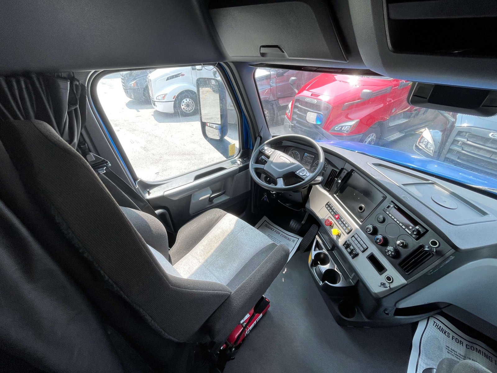 
								Freightliner Cascadia 2022 full									