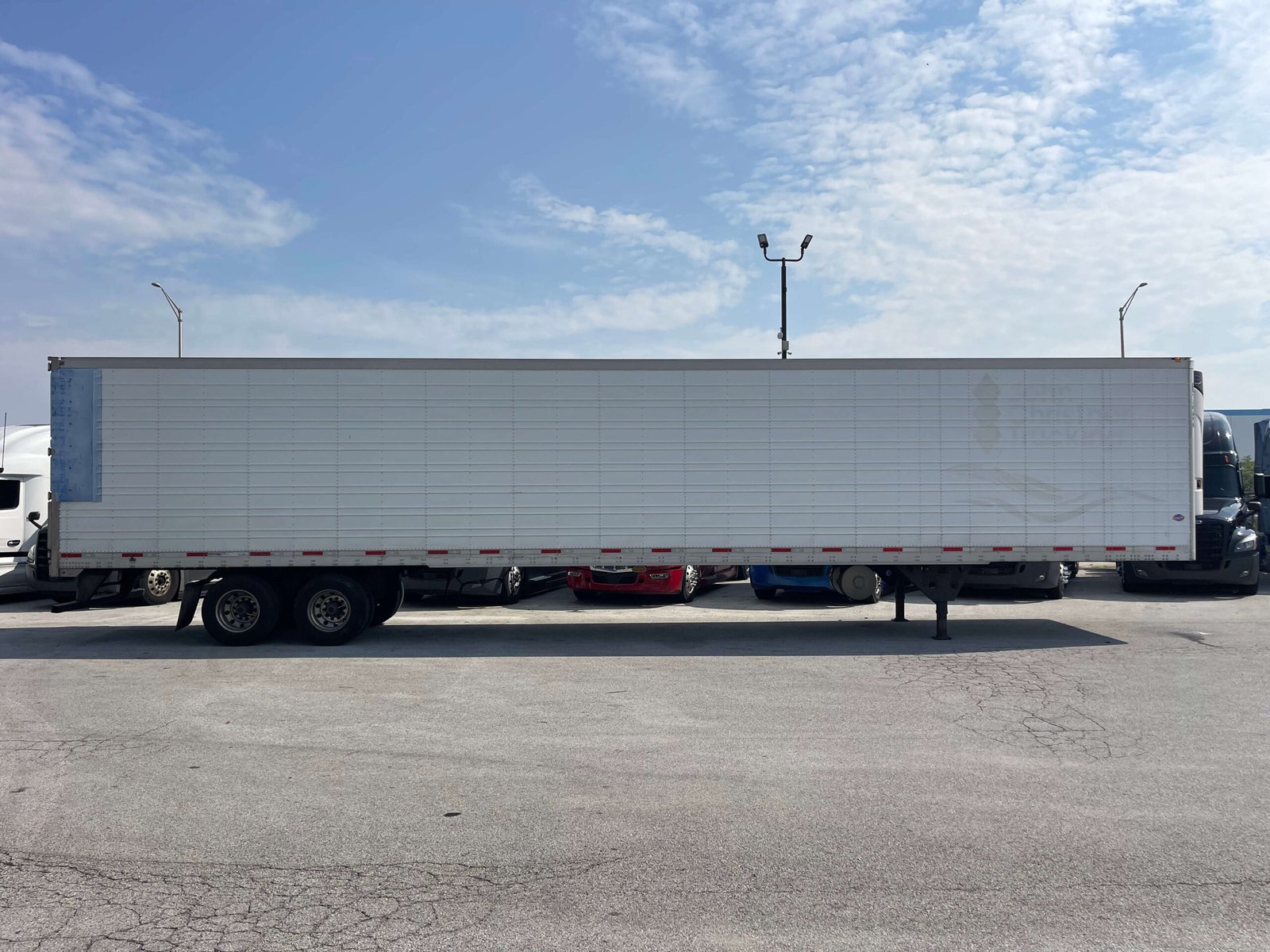 
								2020 Utility Reefer full									