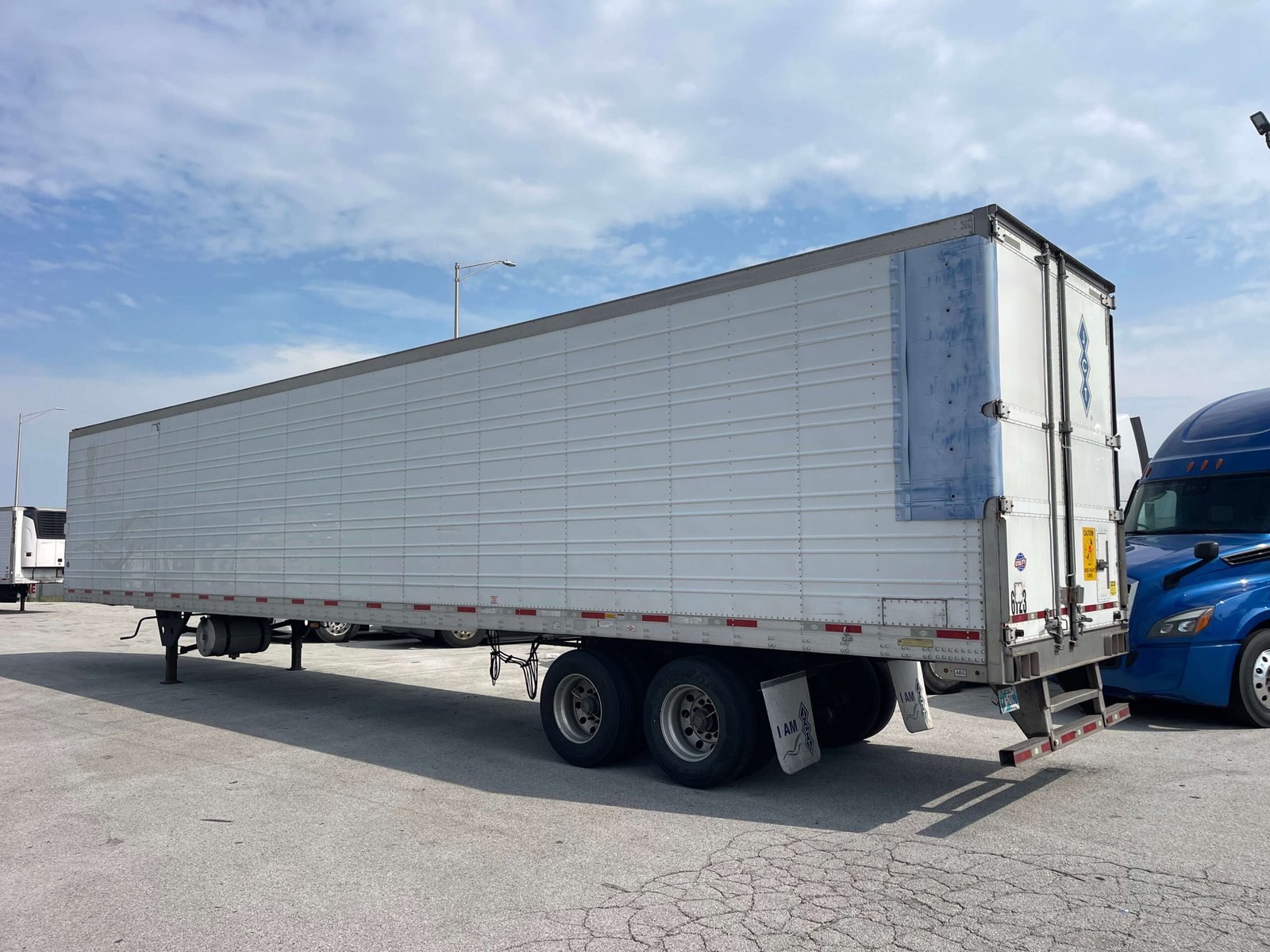 
								2020 Utility Reefer full									