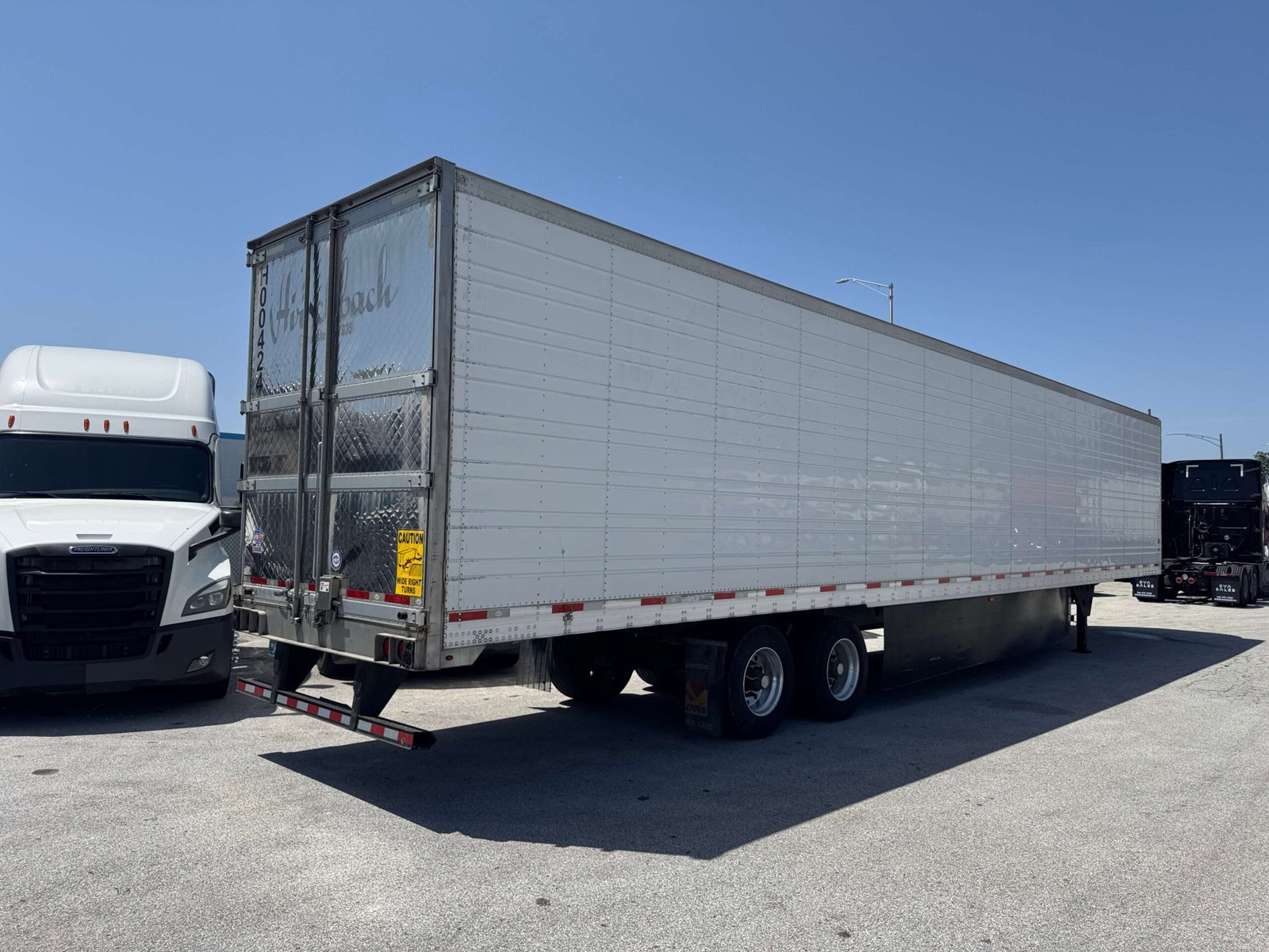 
								2020 Utility Reefer full									