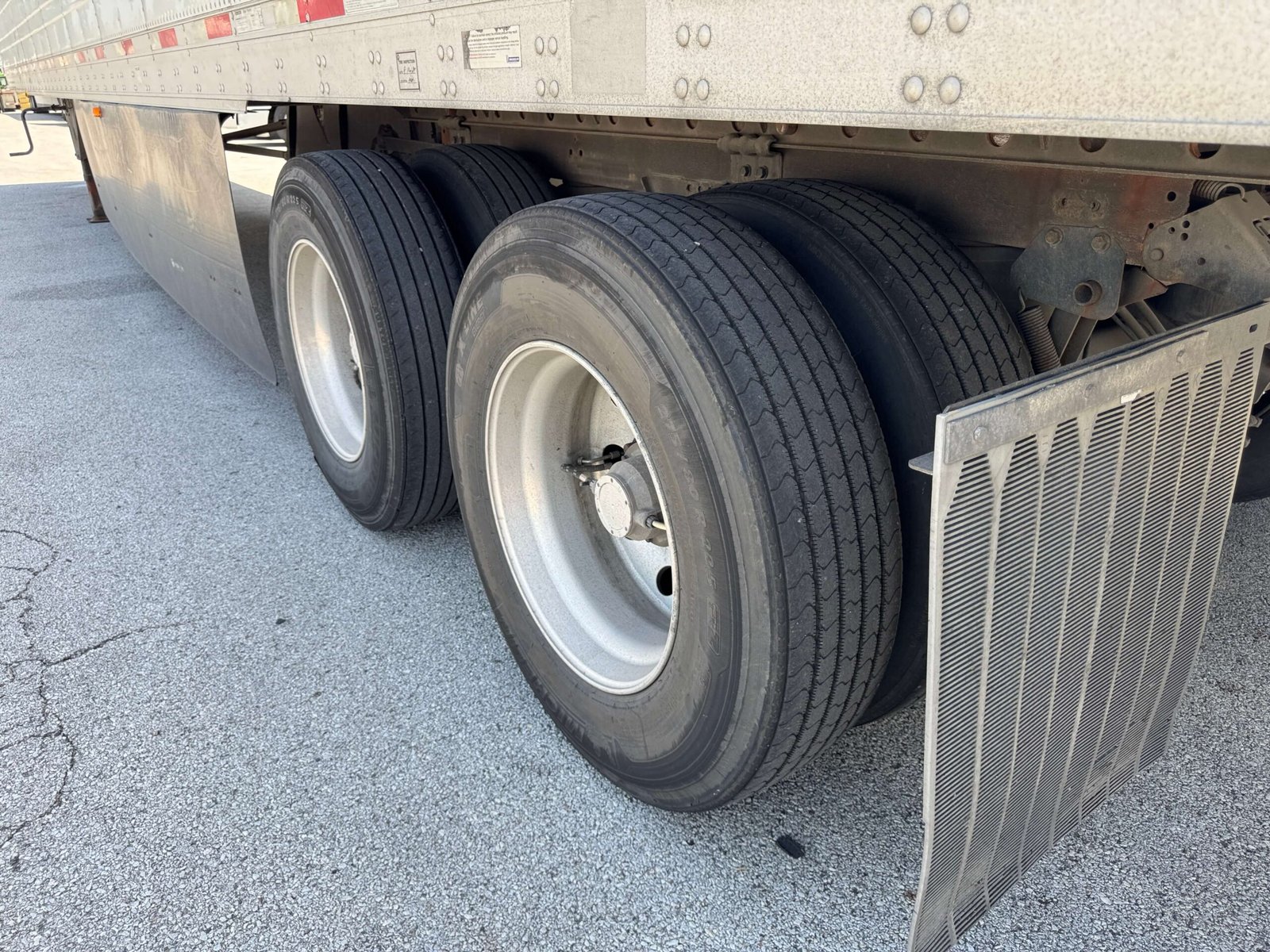 
								2020 Utility Reefer full									