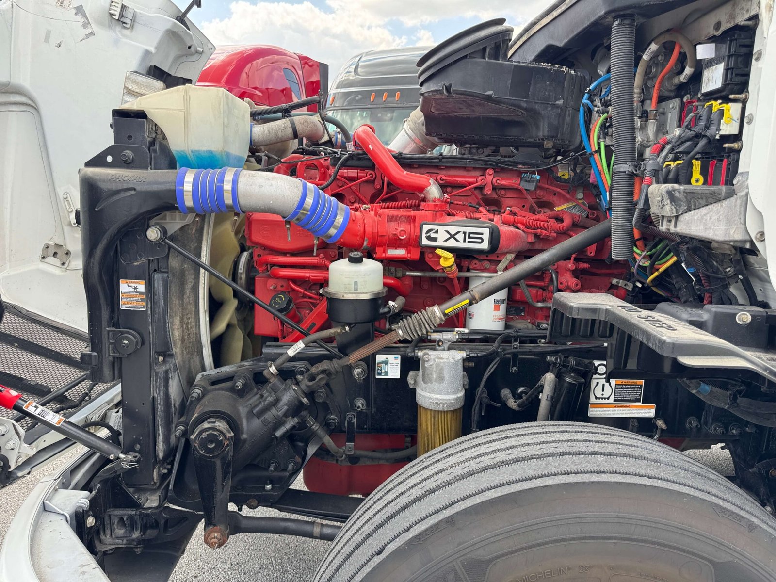 
								2022 Peterbilt 579 full									