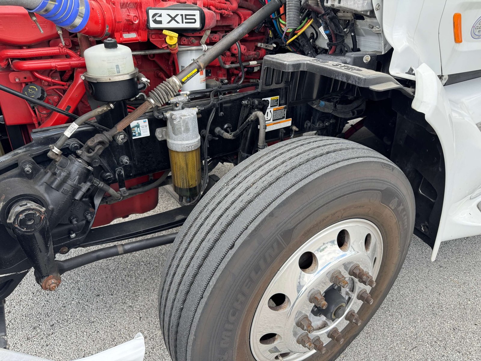 
								2022 Peterbilt 579 full									