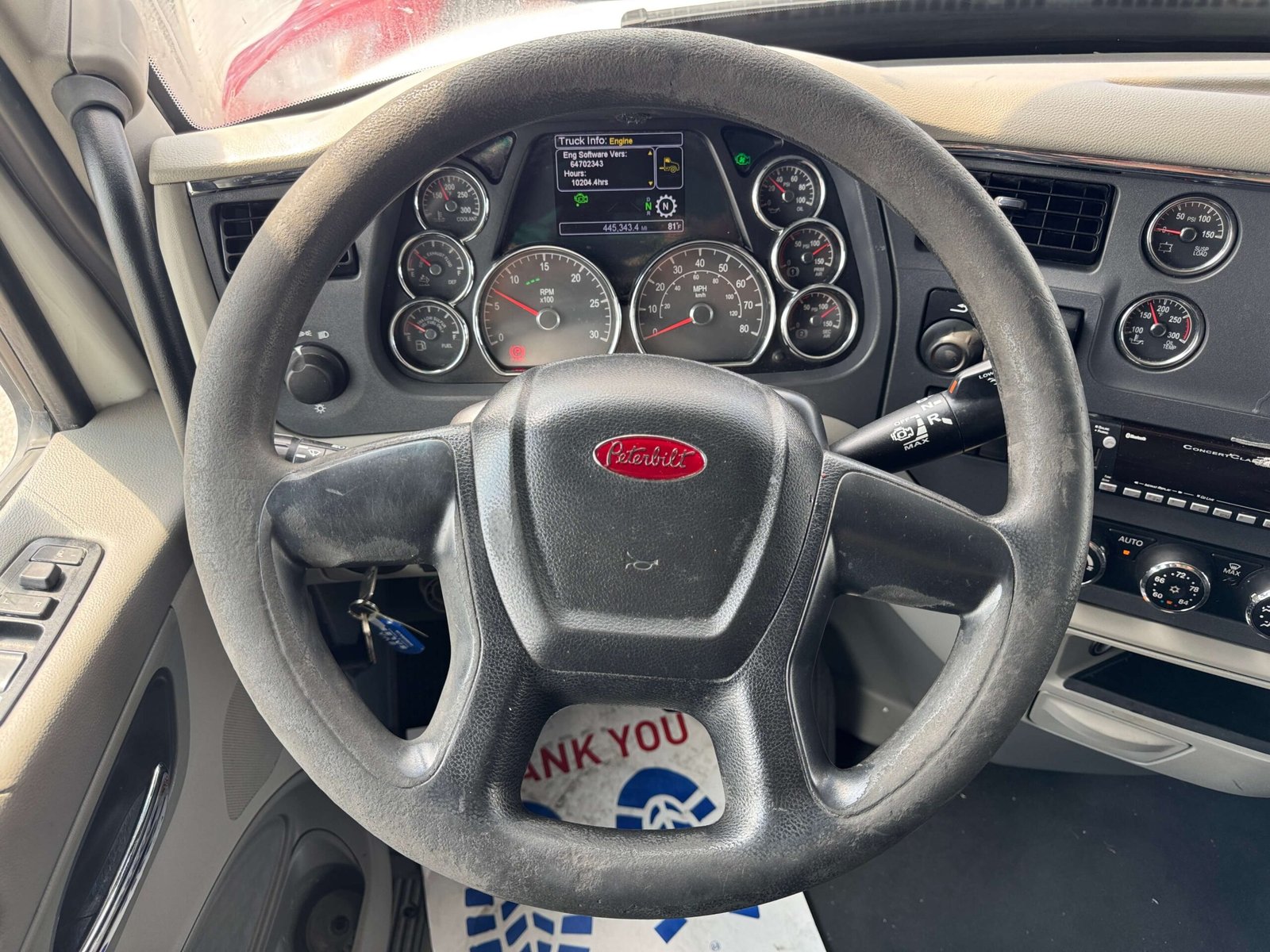 
								2022 Peterbilt 579 full									